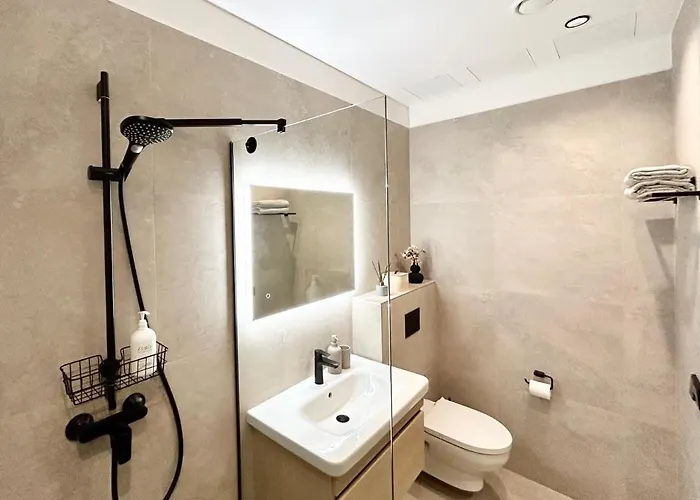 Esplanaadi 10 Pärnu